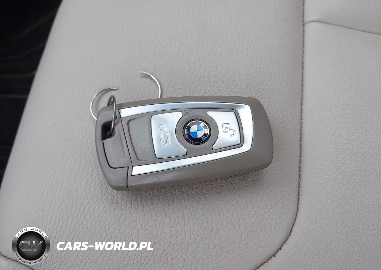 2013 BMW 328I xDrive VIN:WBA3B3C53DJ698665 - 11