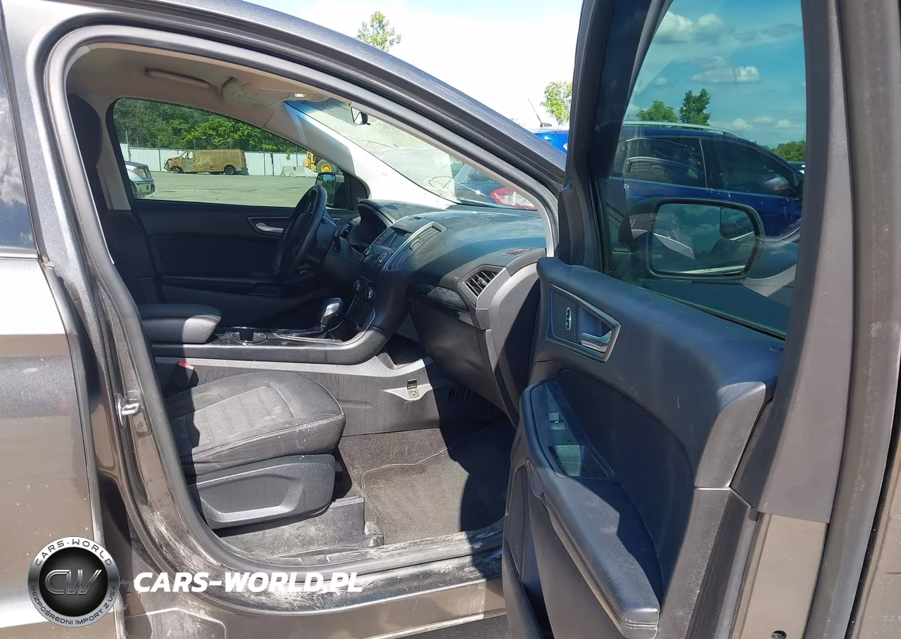 2017 Ford Edge Se VIN:2FMPK4G97HBC15918 - 5