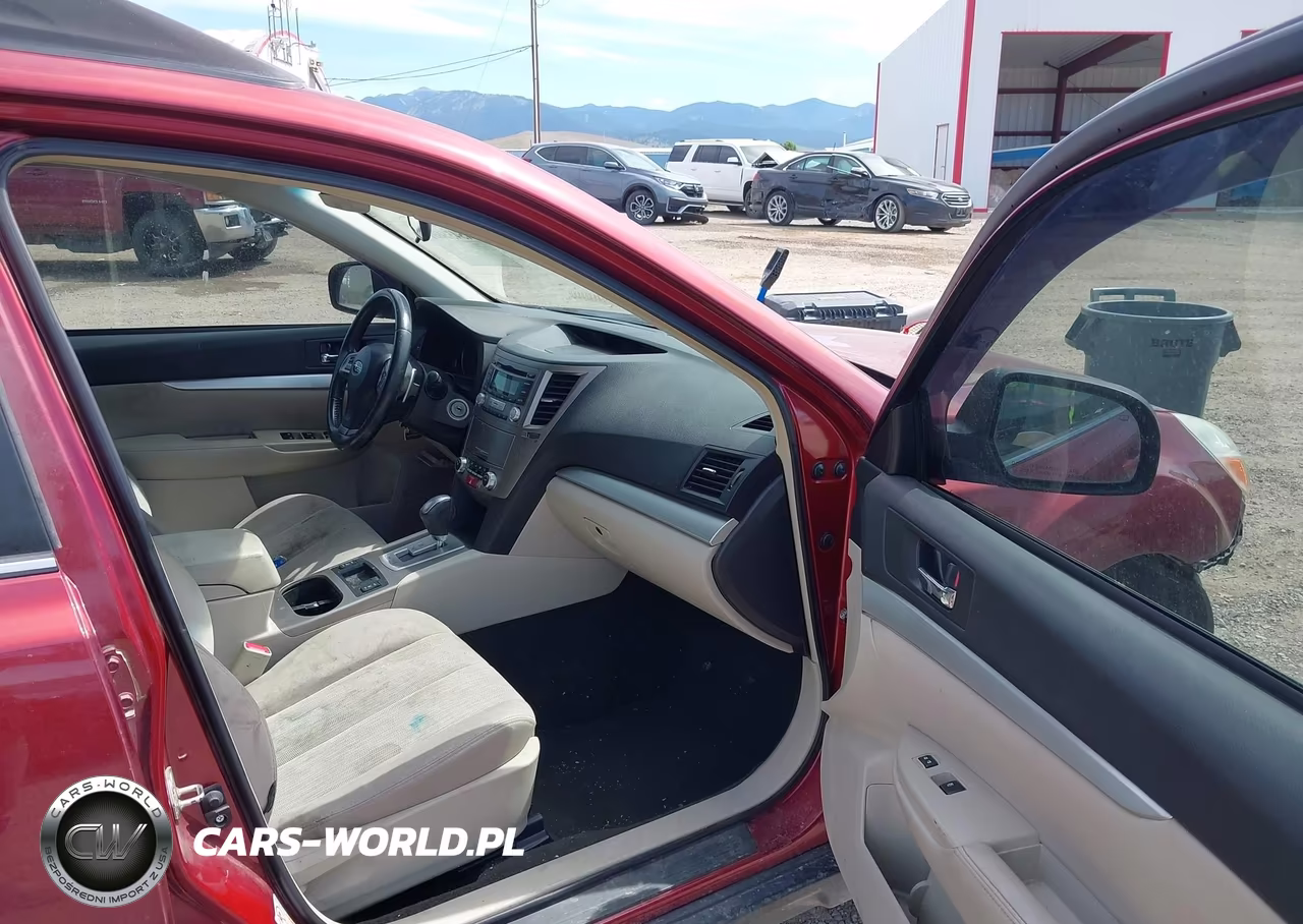 2013 Subaru Outback 2.5I Premium VIN:4S4BRCCC3D3265839 - 5