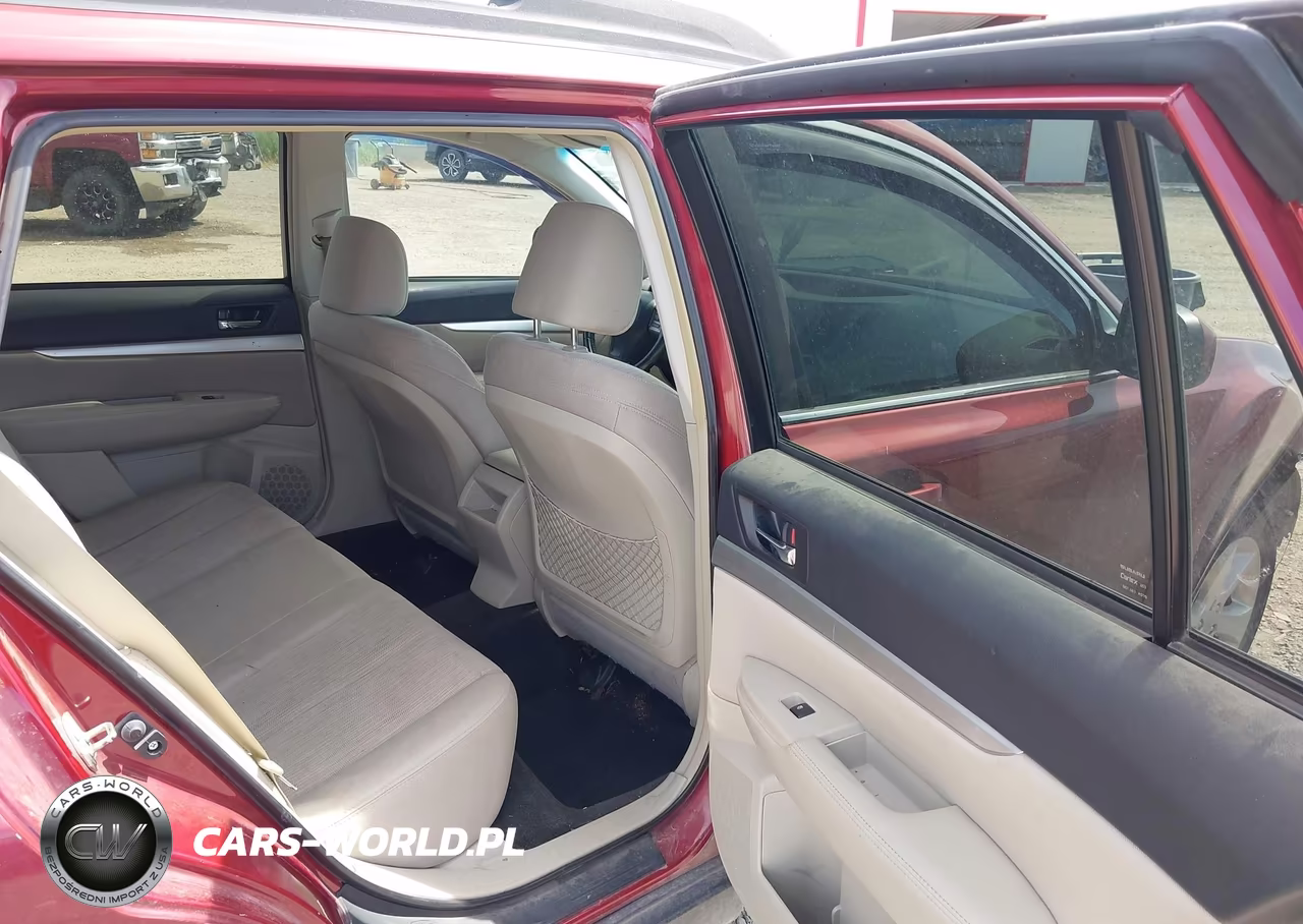 2013 Subaru Outback 2.5I Premium VIN:4S4BRCCC3D3265839 - 8