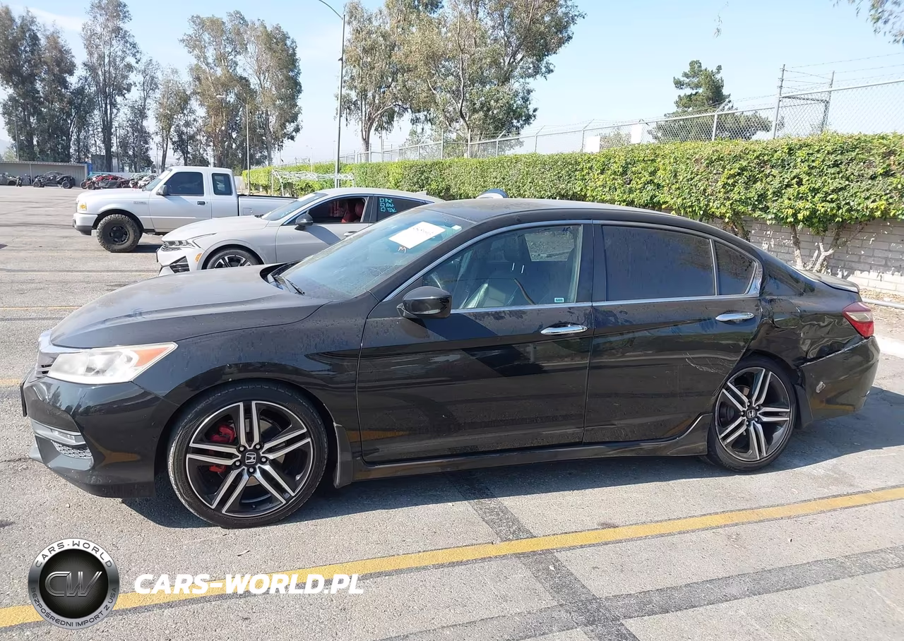 2016 Honda Accord Sport VIN:1HGCR2F56GA070805 - 14