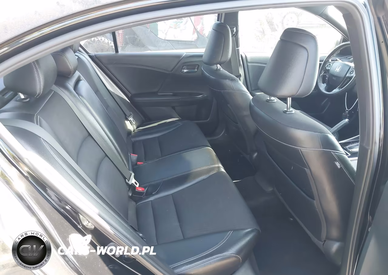 2016 Honda Accord Sport VIN:1HGCR2F56GA070805 - 8