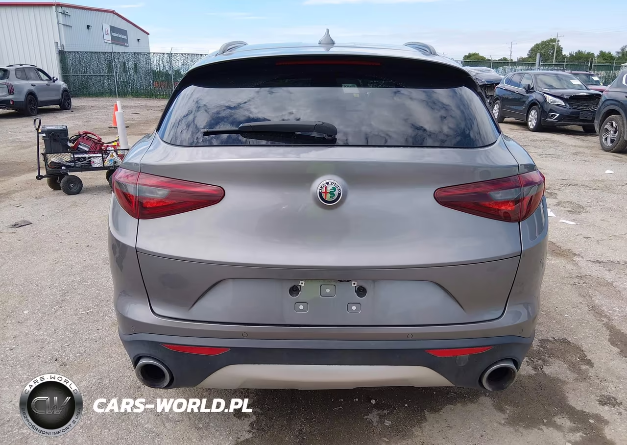 2018 Alfa Romeo Stelvio Ti Sport Awd VIN:ZASFAKNN2J7B79388 - 17