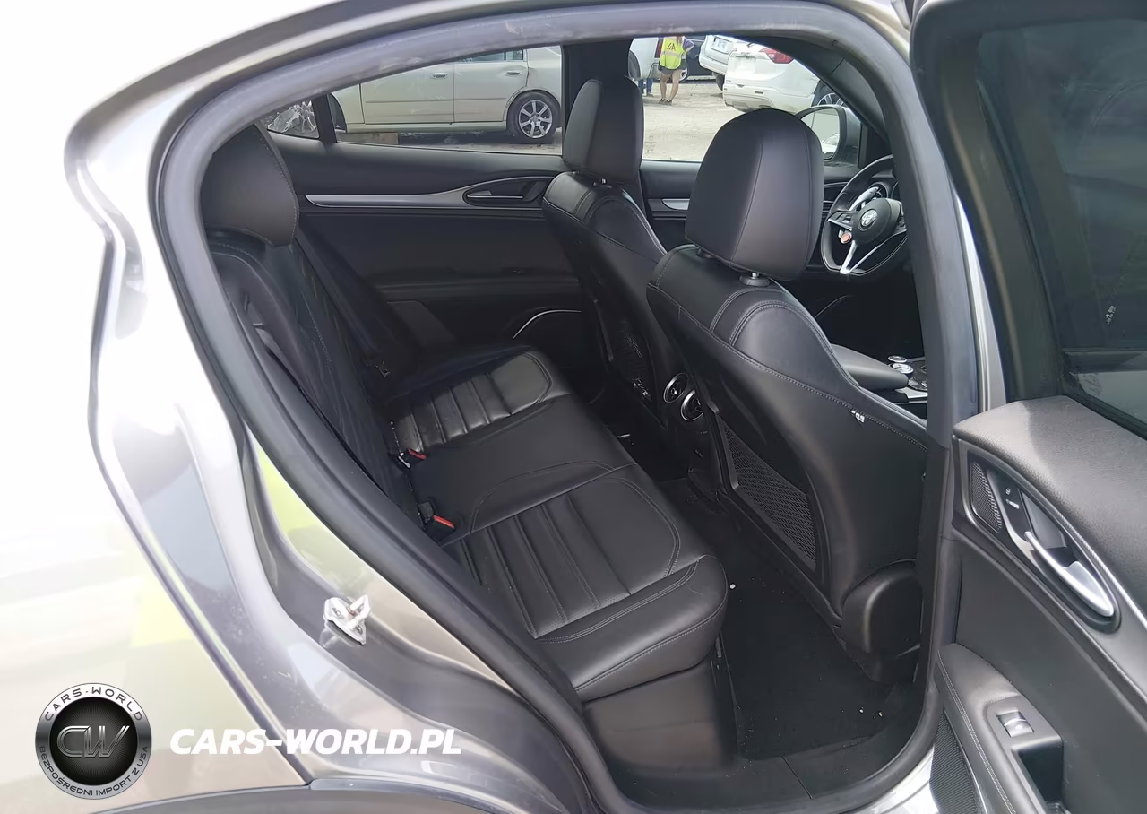 2018 Alfa Romeo Stelvio Ti Sport Awd VIN:ZASFAKNN2J7B79388 - 8