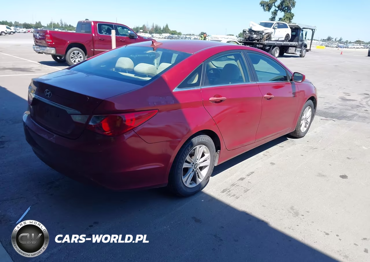 2013 Hyundai Sonata Gls VIN:5NPEB4AC7DH734949 - 4