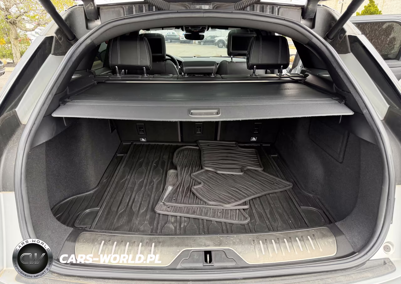 2018 Land Rover Range Rover Velar R-Dynamic Hse VIN:SALYM2RV0JA706519 - 12