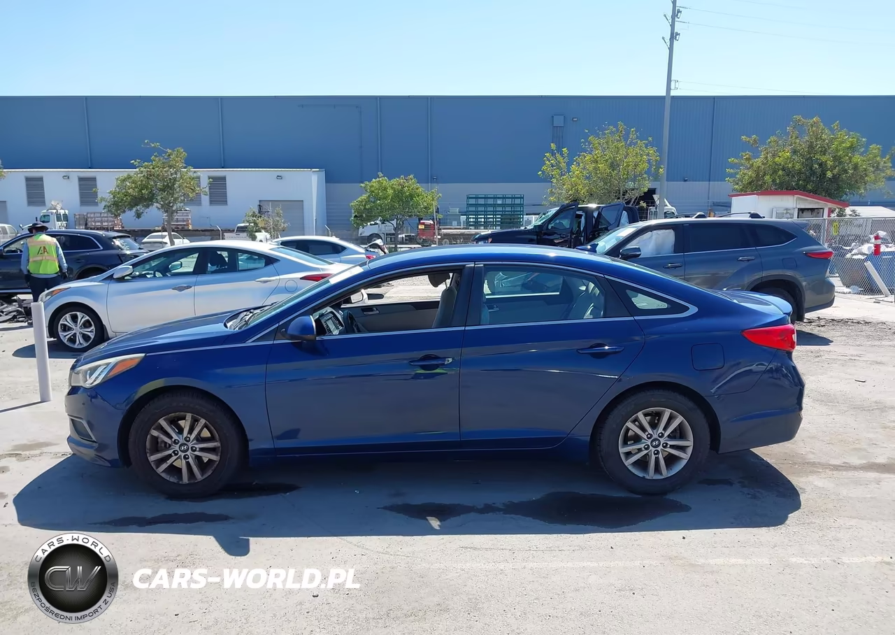 2016 Hyundai Sonata Se VIN:5NPE24AF5GH280117 - 14