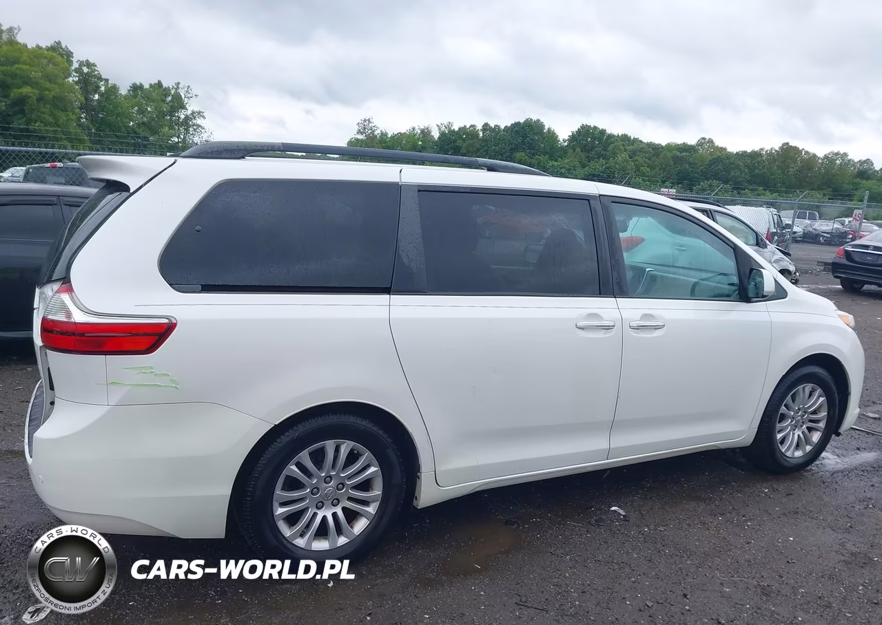 2015 Toyota Sienna Xle 8 Passenger VIN:5TDYK3DC8FS643768 - 14