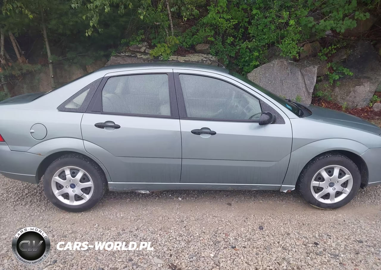 2005 Ford Focus Zx4 VIN:1FAFP34N55W201352 - 12