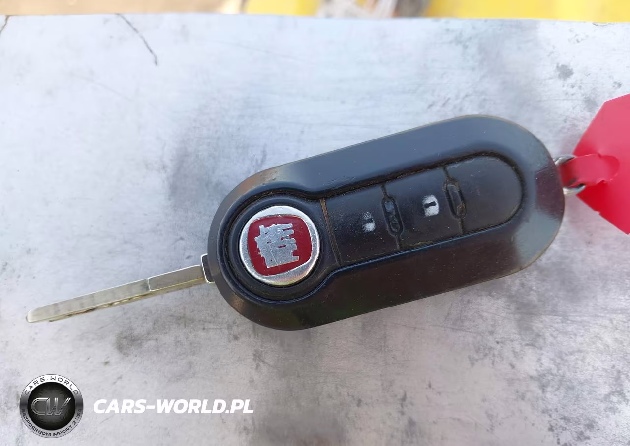 2015 Fiat 500 Sport VIN:3C3CFFBR5FT539188 - 11