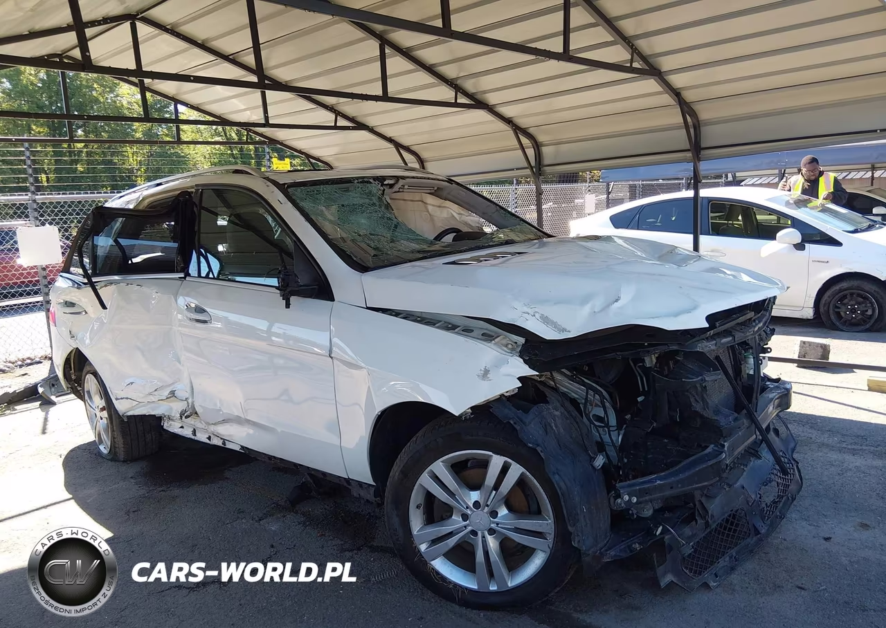 2013 Mercedes-Benz Ml 350 4Matic – zdjęcie 1 z 17