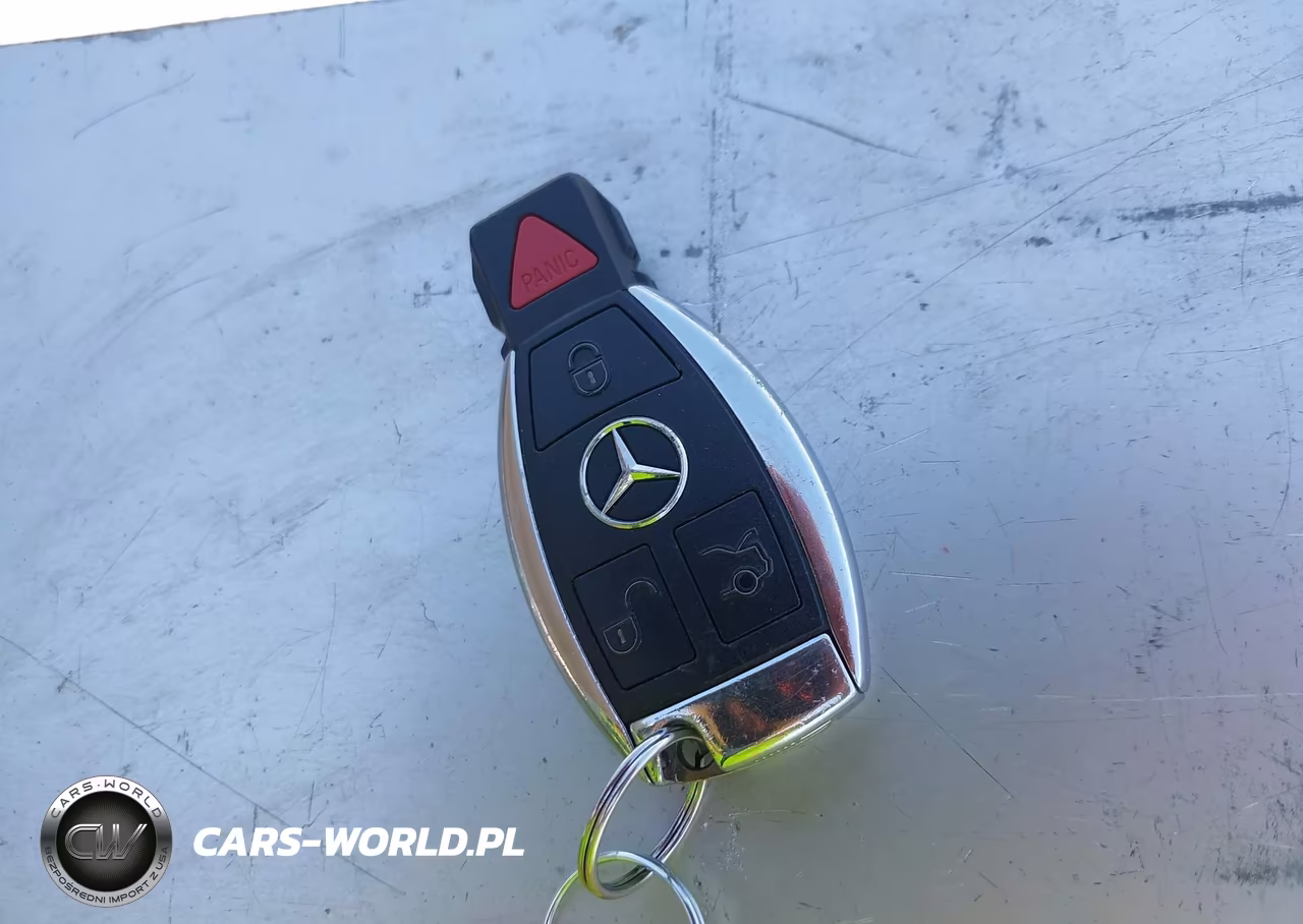 2015 Mercedes-Benz C 300 4Matic VIN:55SWF4KB7FU018275 - 11