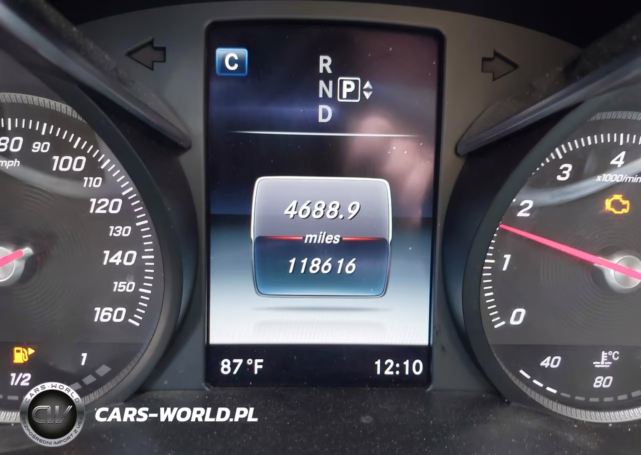 2015 Mercedes-Benz C 300 4Matic VIN:55SWF4KB7FU018275 - 15