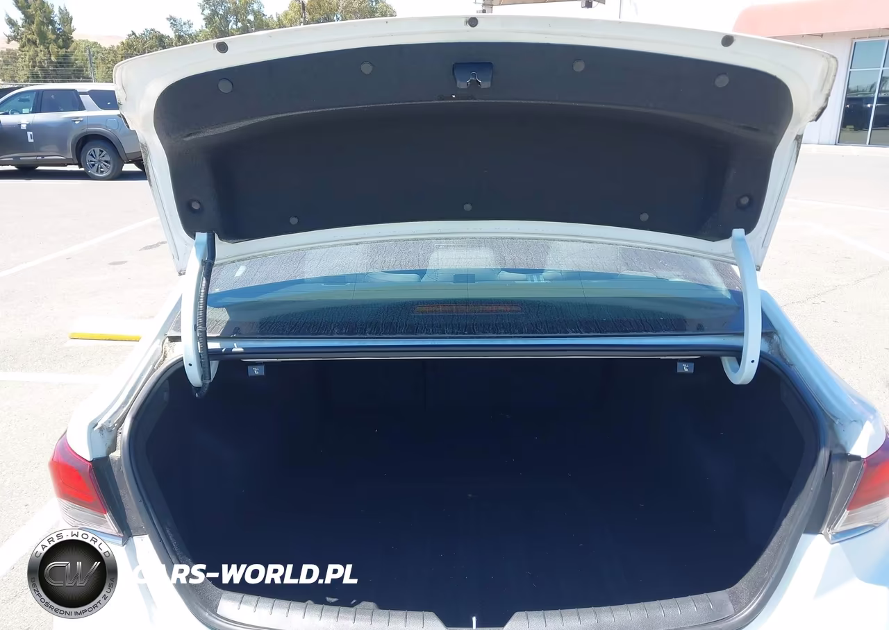 2018 Hyundai Sonata Eco VIN:5NPE24AA9JH682833 - 12
