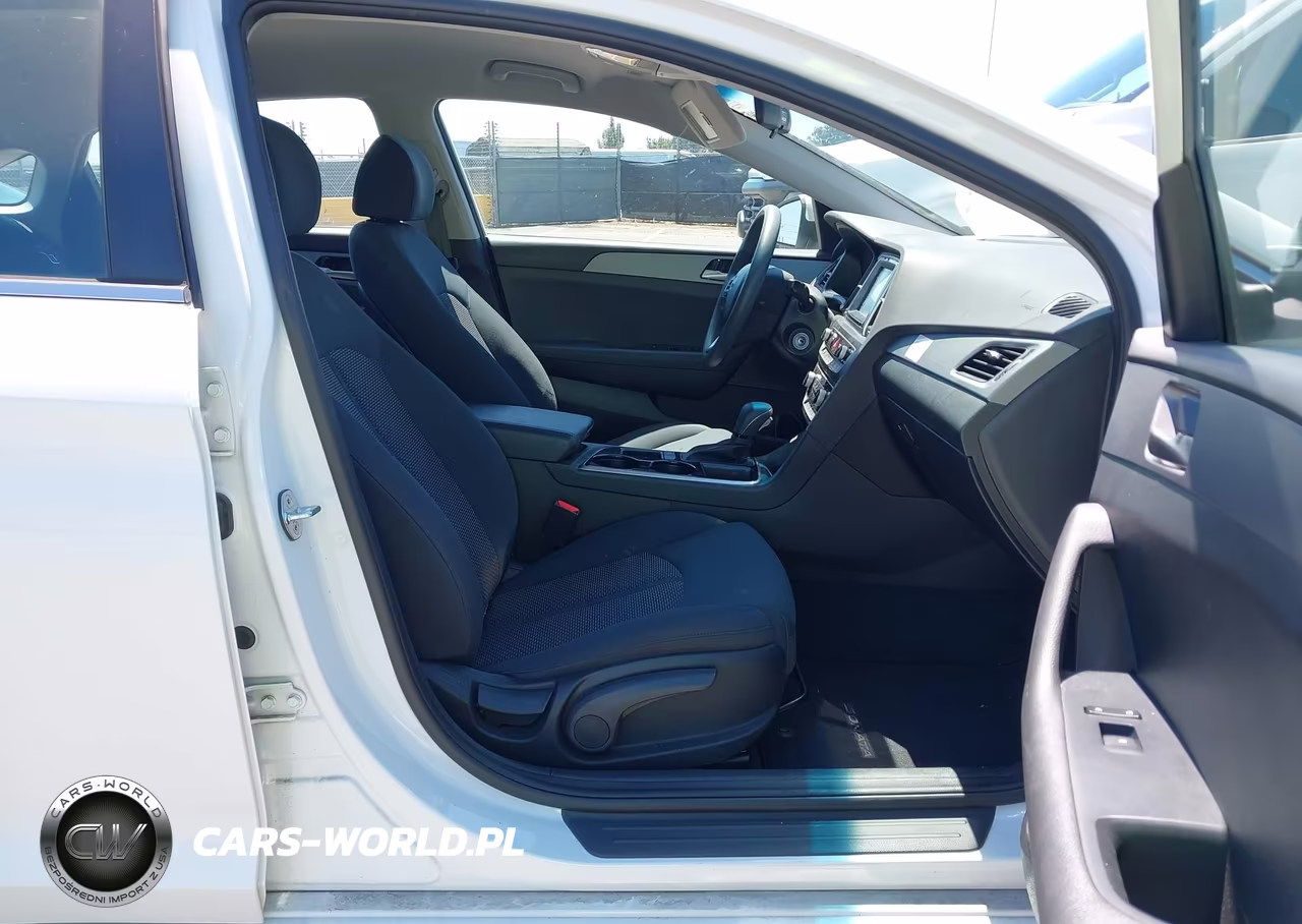 2018 Hyundai Sonata Eco VIN:5NPE24AA9JH682833 - 5