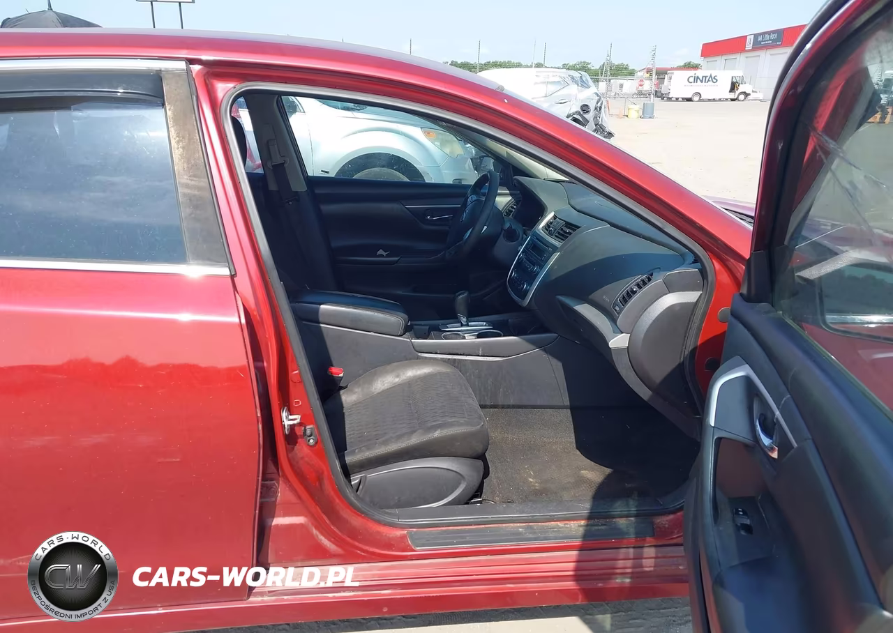 2017 Nissan Altima 2.5 VIN:1N4AL3APXHC164039 - 5