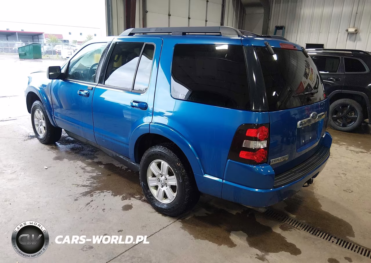 2010 Ford Explorer Xlt VIN:1FMEU7DE6AUA37794 - 3