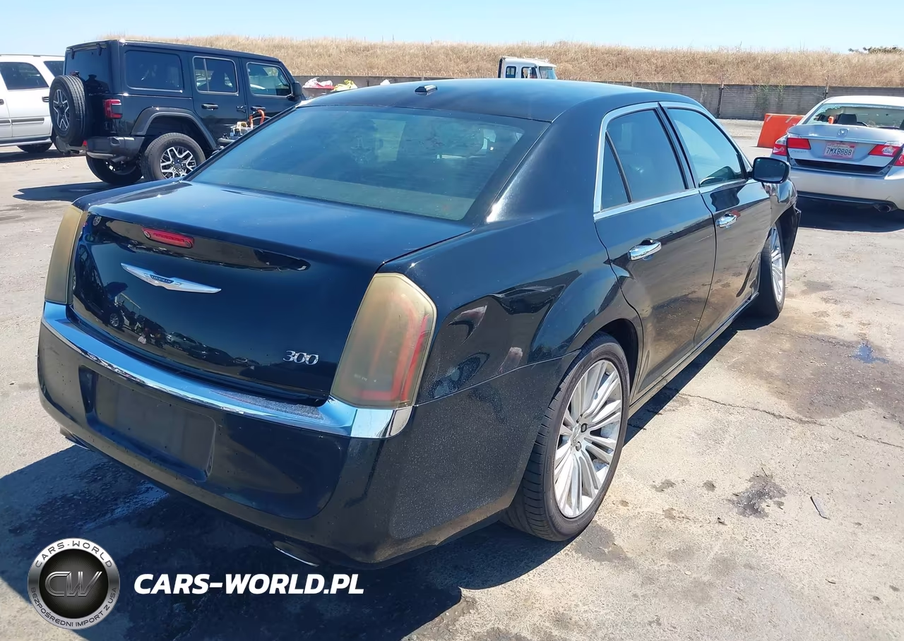 2011 Chrysler 300 Limited VIN:2C3CA5CG4BH594160 - 4