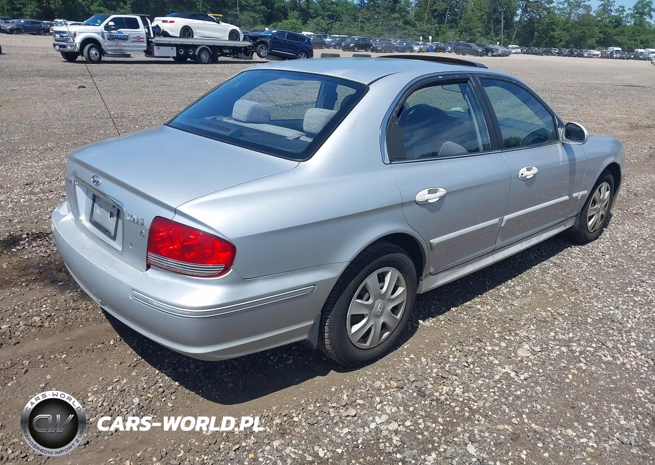 2002 Hyundai Sonata Gls VIN:KMHWF25H12A616639 - 4