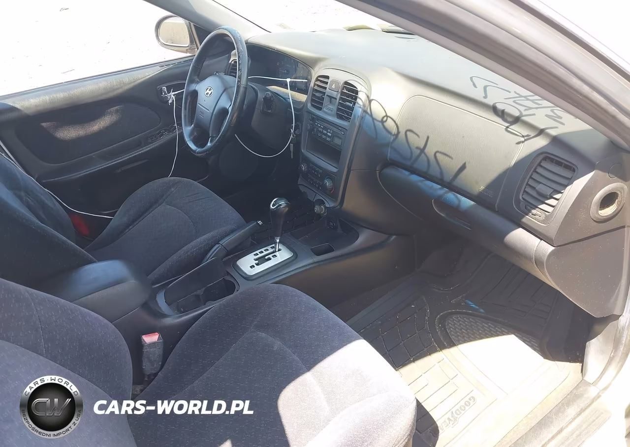 2002 Hyundai Sonata Gls VIN:KMHWF25H12A616639 - 5