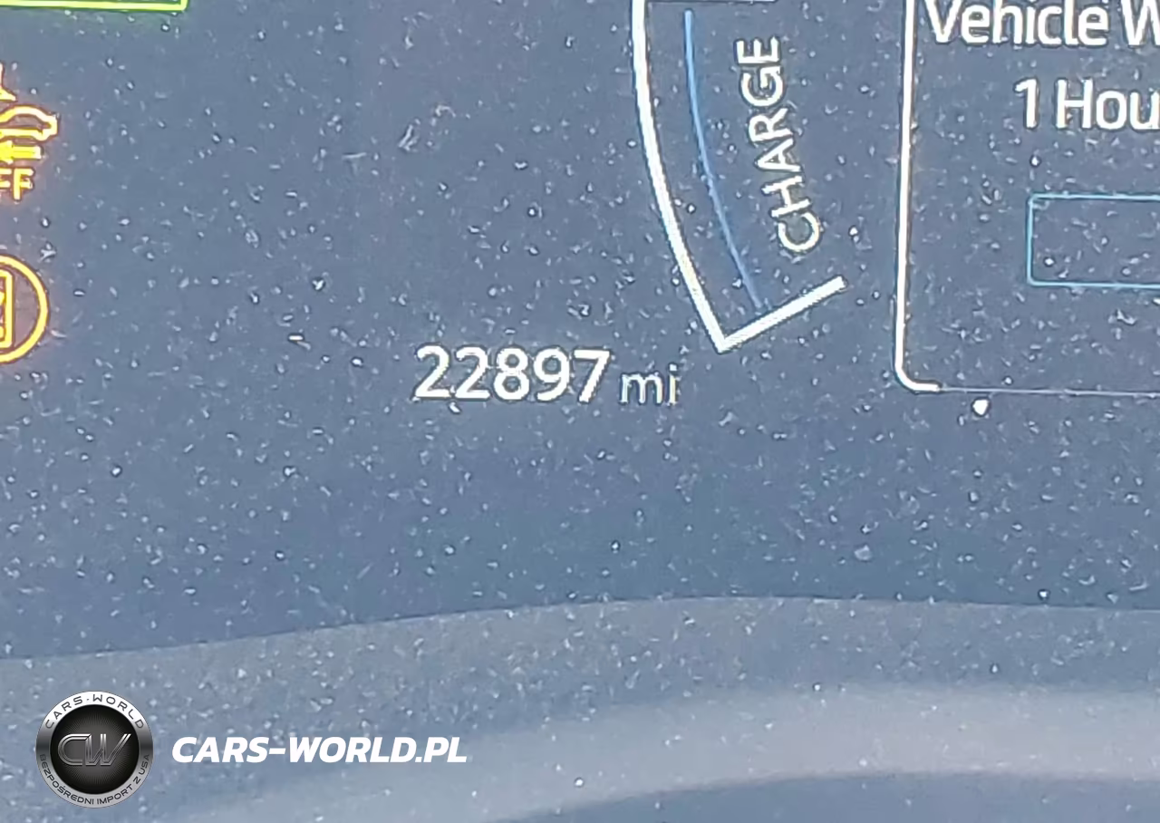 2025 Toyota Camry Le VIN:4T1DAACKXSU573514 - 16