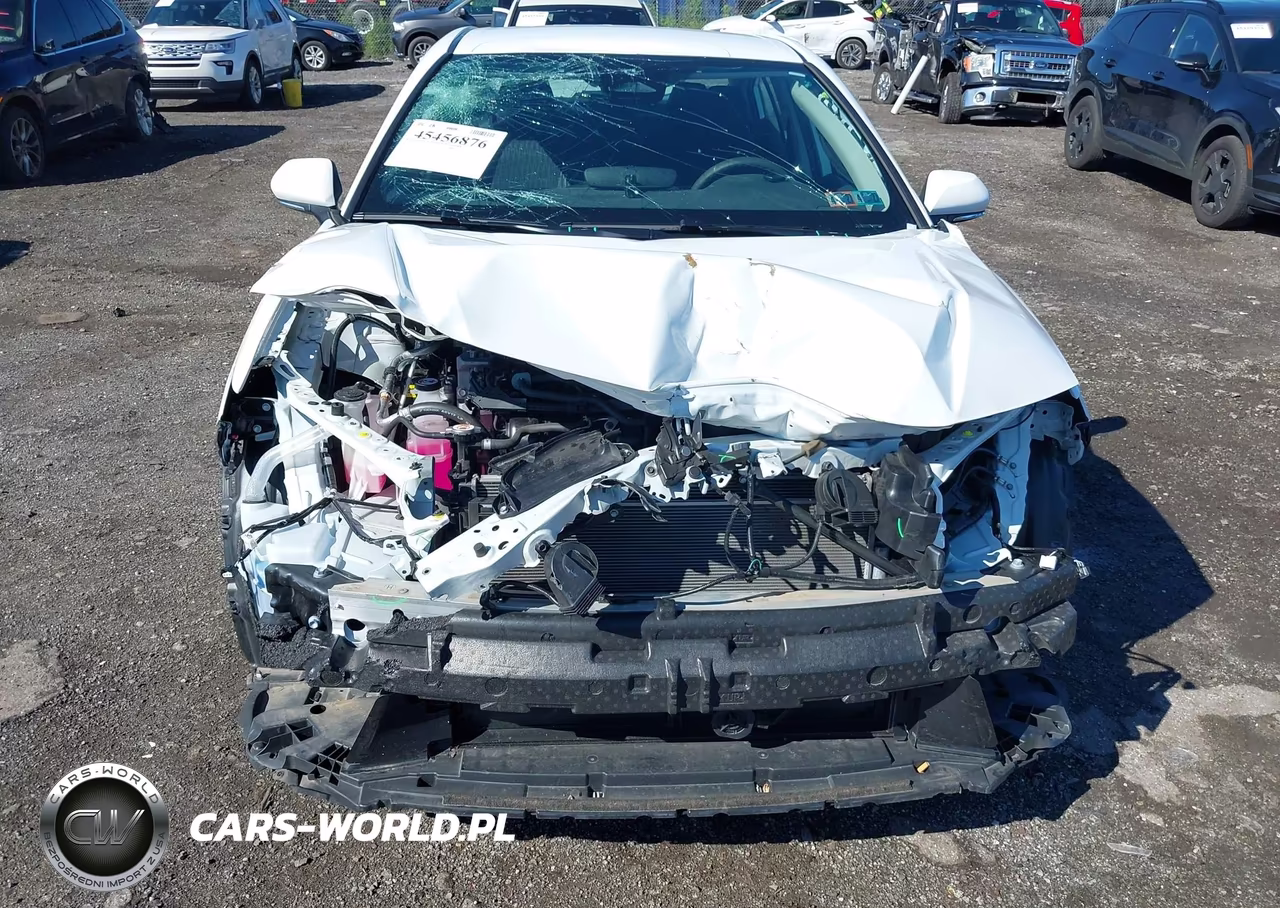 2025 Toyota Camry Le VIN:4T1DAACKXSU573514 - 6
