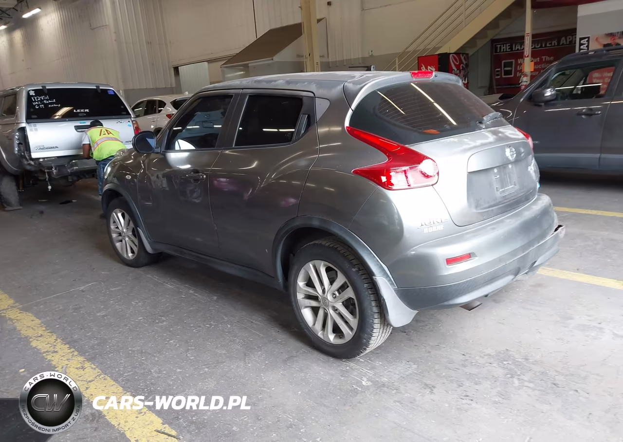 2012 Nissan Juke S VIN:JN8AF5MR5CT101972 - 3