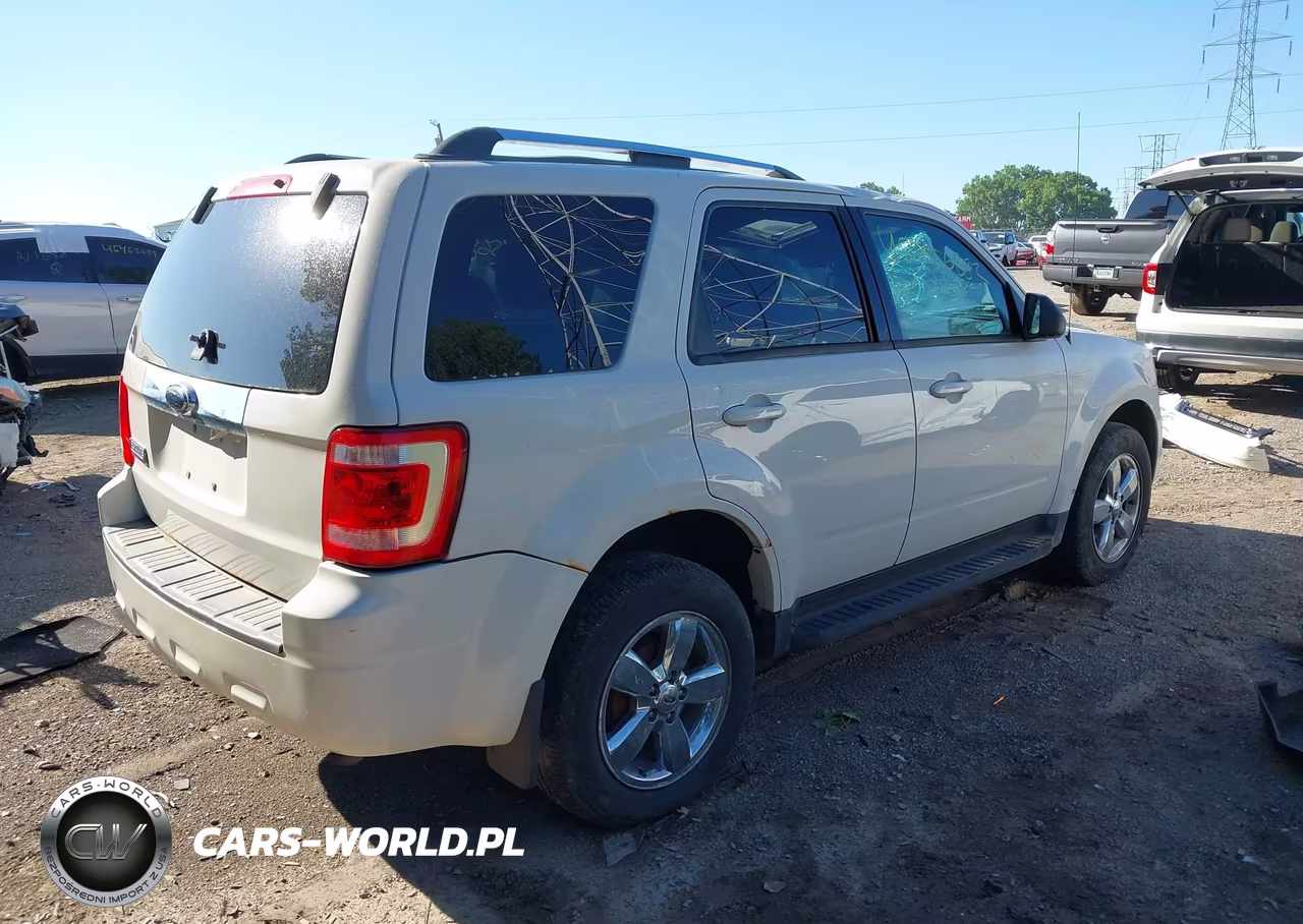 2009 Ford Escape Limited VIN:1FMCU04779KC66637 - 4