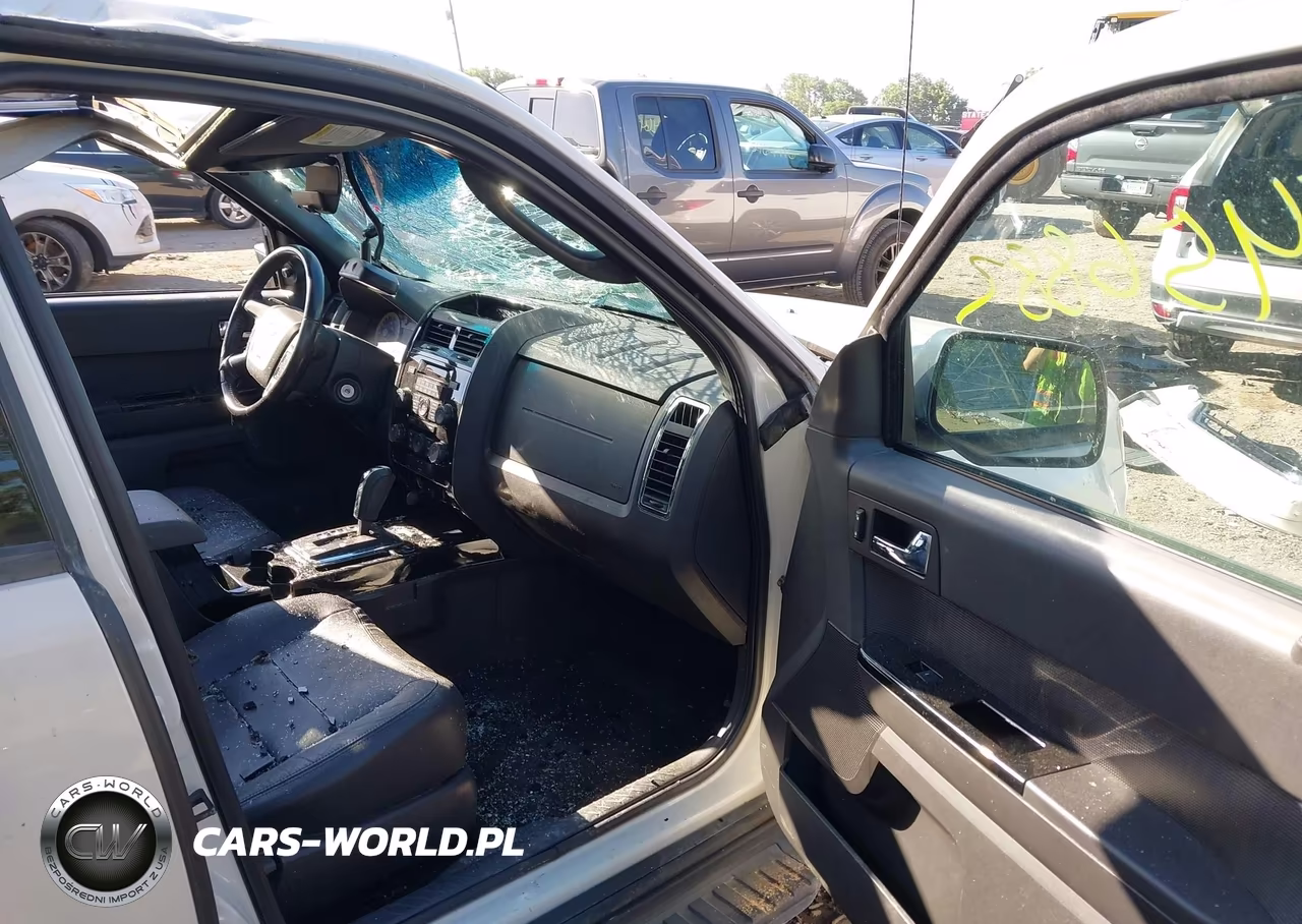 2009 Ford Escape Limited VIN:1FMCU04779KC66637 - 5
