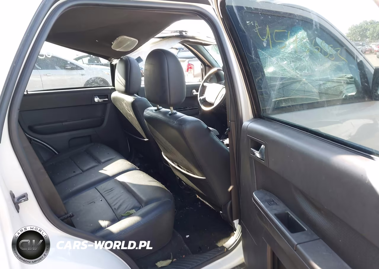 2009 Ford Escape Limited VIN:1FMCU04779KC66637 - 8