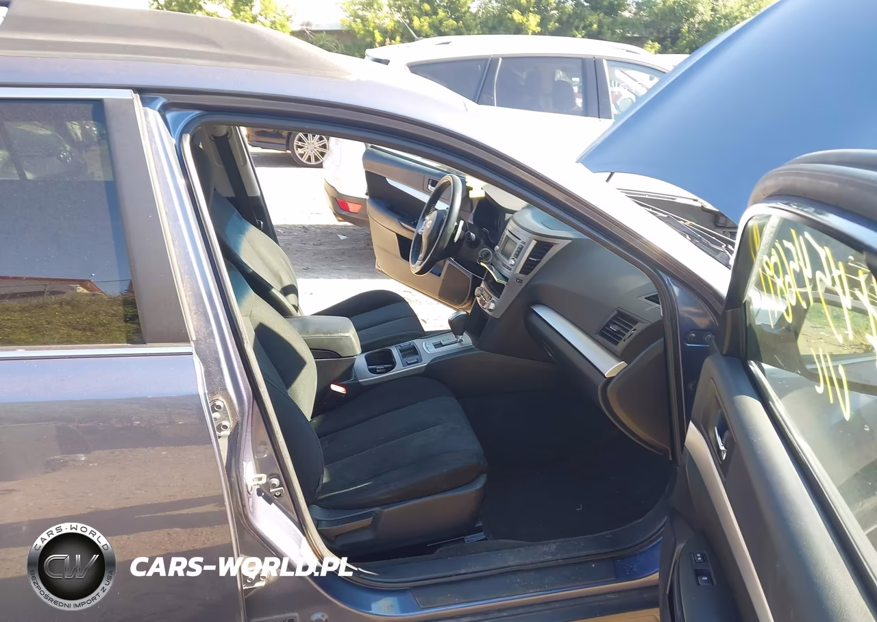 2014 Subaru Outback 2.5I Premium VIN:4S4BRBCC2E3324388 - 5