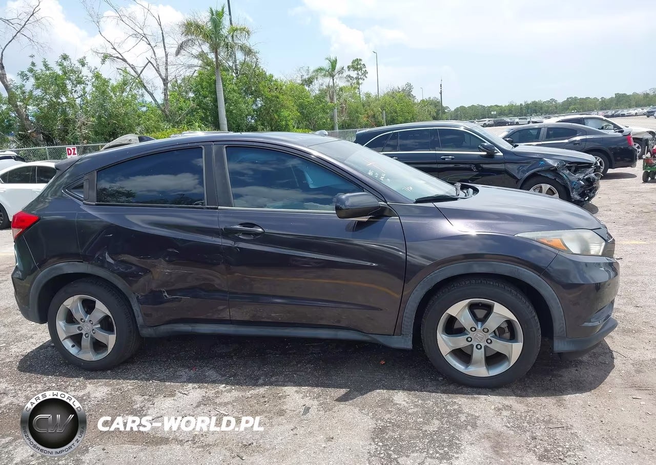 2018 Honda Hr-V Lx VIN:3CZRU5H39JM703807 - 13