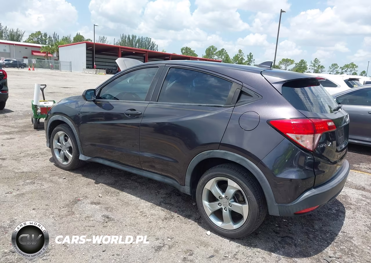 2018 Honda Hr-V Lx VIN:3CZRU5H39JM703807 - 3