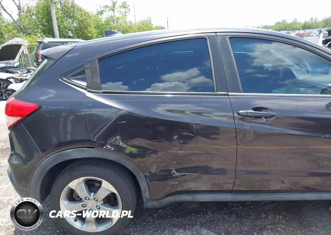 2018 Honda Hr-V Lx VIN:3CZRU5H39JM703807 - 6