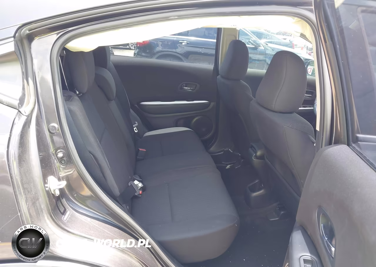 2018 Honda Hr-V Lx VIN:3CZRU5H39JM703807 - 8
