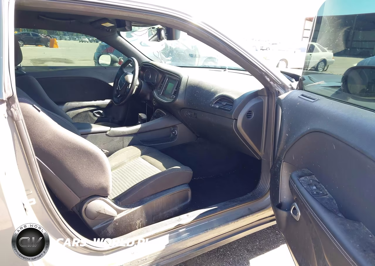 2017 Dodge Challenger Sxt VIN:2C3CDZAG9HH594259 - 5