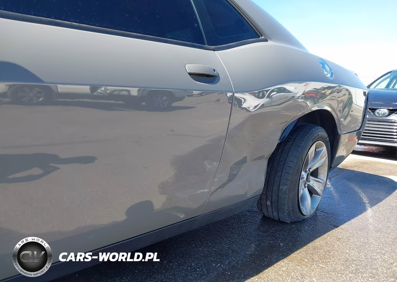 2017 Dodge Challenger Sxt VIN:2C3CDZAG9HH594259 - 6