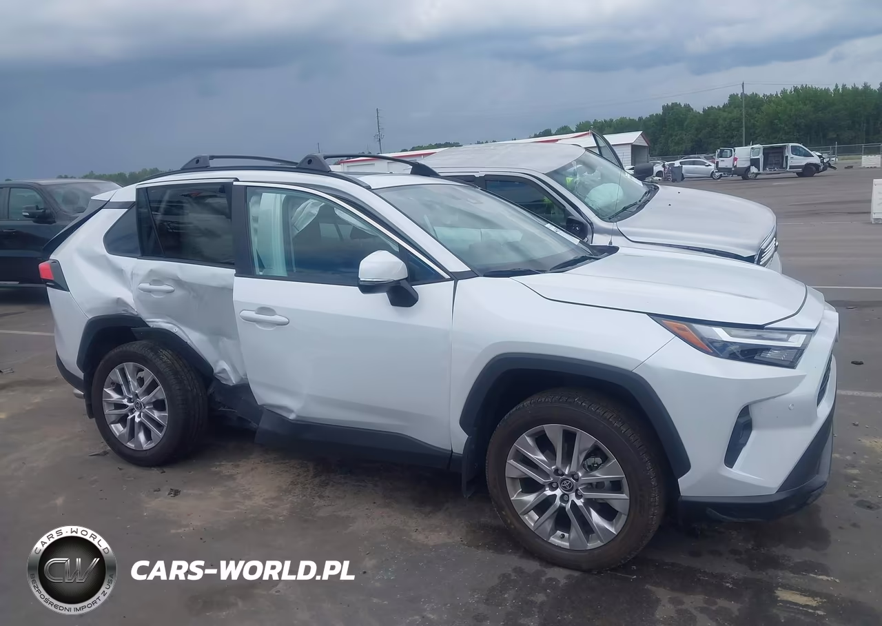 2025 Toyota Rav4 Xle Premium VIN:2T3C1RFV0SW383308 - 13