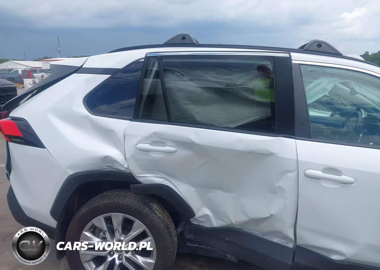 2025 Toyota Rav4 Xle Premium VIN:2T3C1RFV0SW383308 - 6