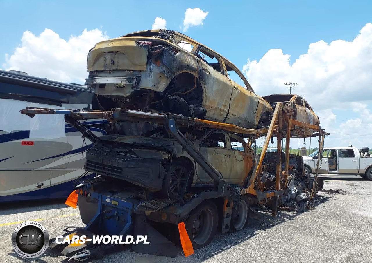 2001 Freightliner Conventional Fld120 VIN:1FVHAHAV11PF93036 - 4