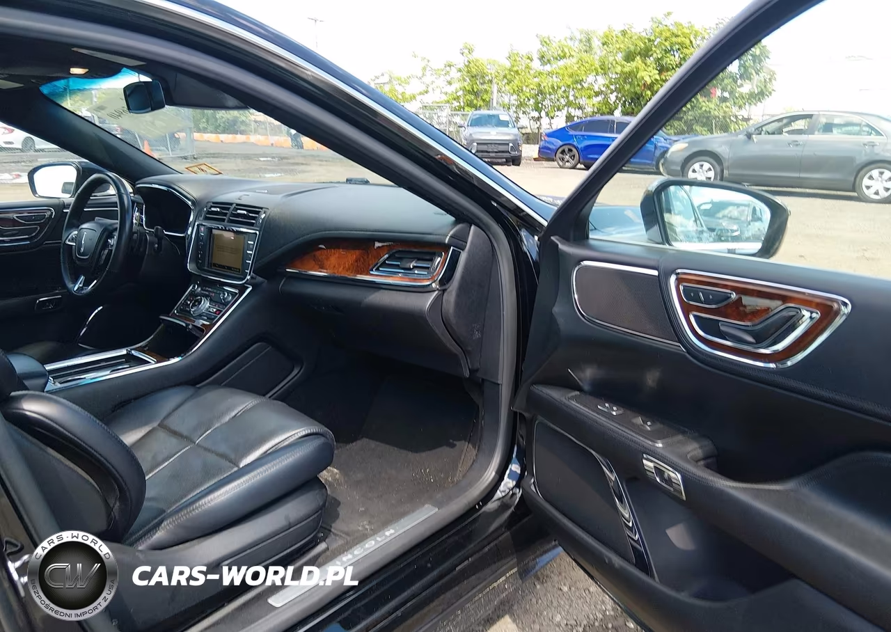 2019 Lincoln Continental Livery VIN:1LN6L9HK8K5602660 - 5
