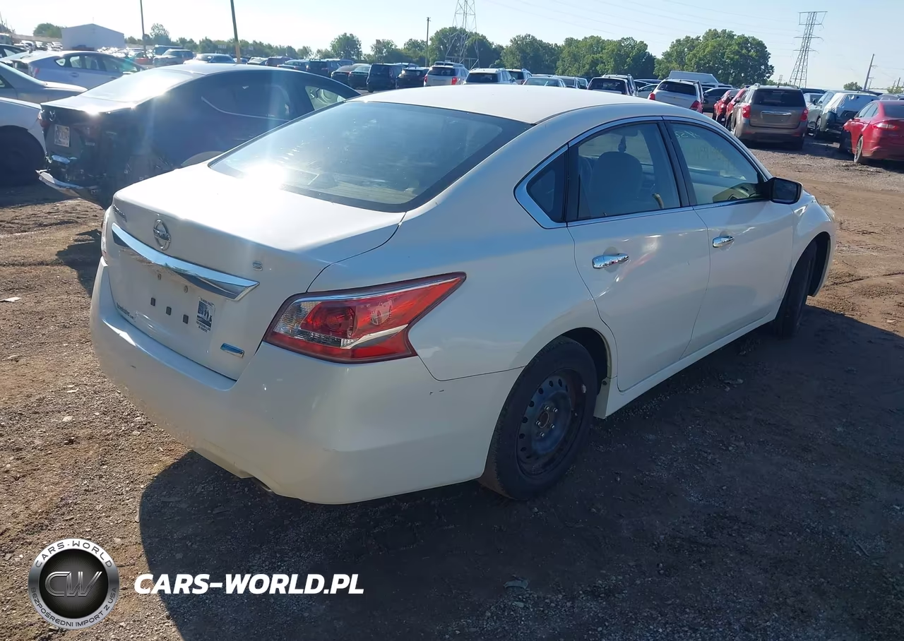 2013 Nissan Altima 2.5 S VIN:1N4AL3AP4DN519172 - 4