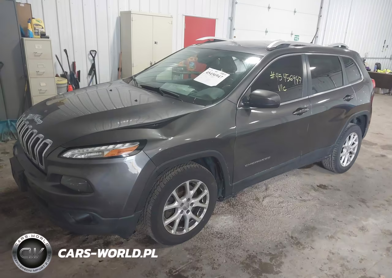 2017 Jeep Cherokee Latitude VIN:1C4PJLCB5HW642300 - 2