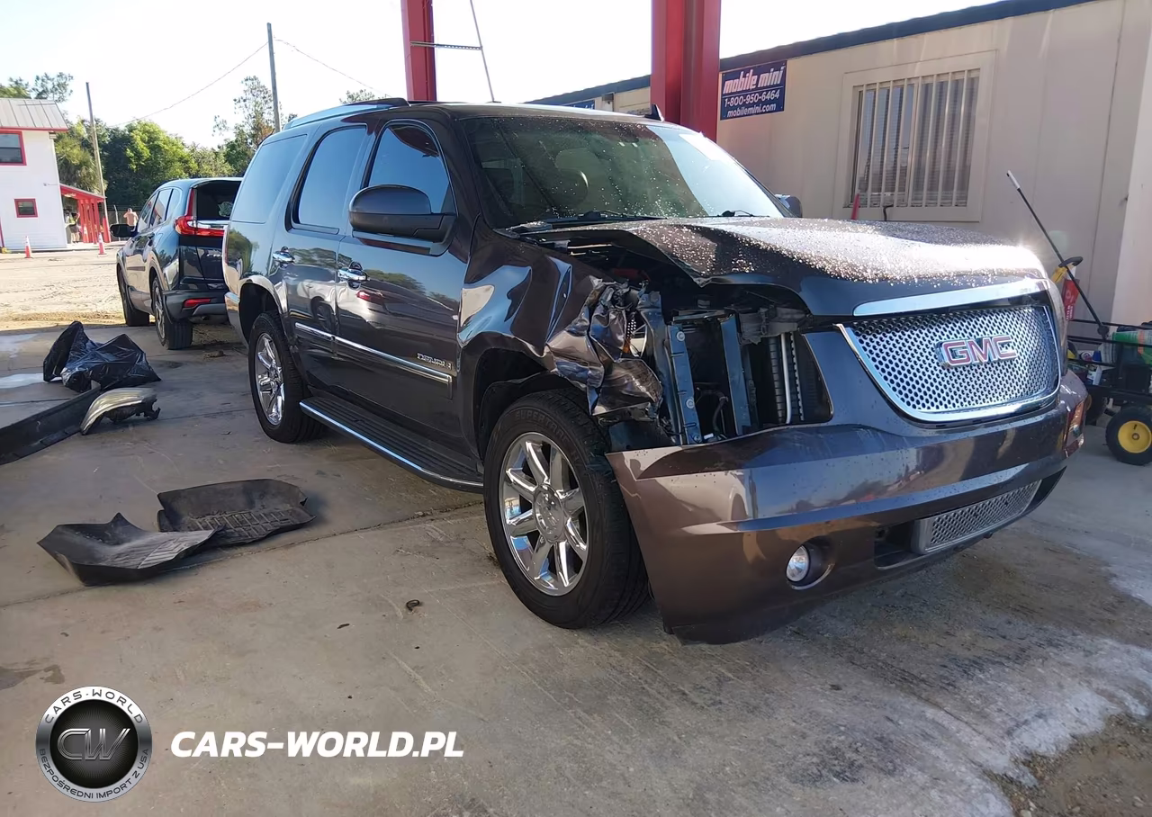 2011 GMC Yukon Denali – zdjęcie 1 z 16