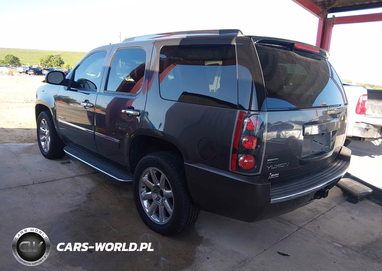 2011 GMC Yukon Denali VIN:1GKS2EEF3BR111223 - 3