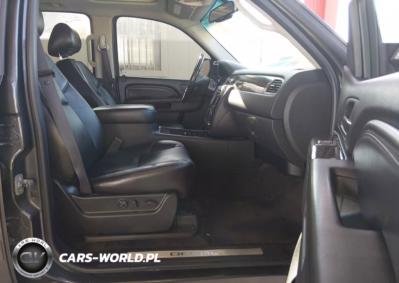 2011 GMC Yukon Denali VIN:1GKS2EEF3BR111223 - 5