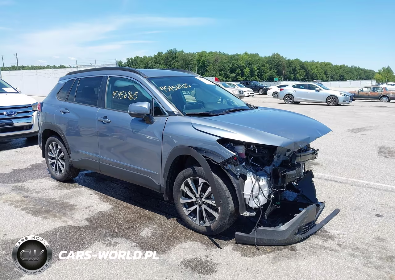 2023 Toyota Corolla Cross Xle – zdjęcie 1 z 17