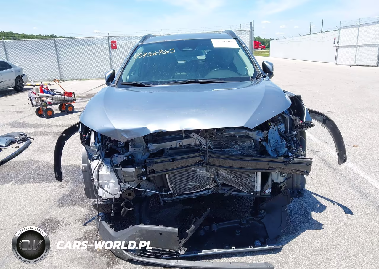 2023 Toyota Corolla Cross Xle VIN:7MUDAABG7PV052219 - 13
