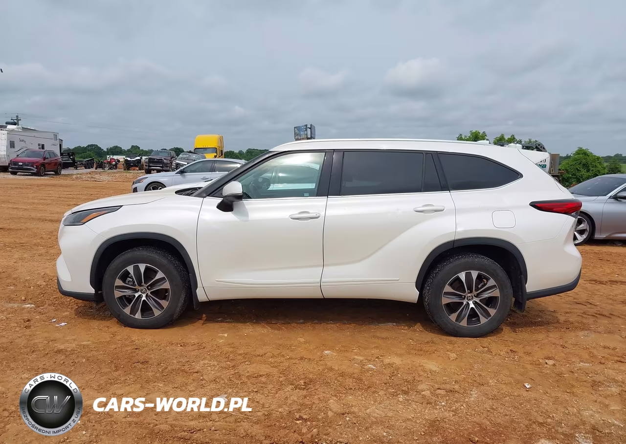 2021 Toyota Highlander Xle VIN:5TDGZRBH7MS540993 - 14