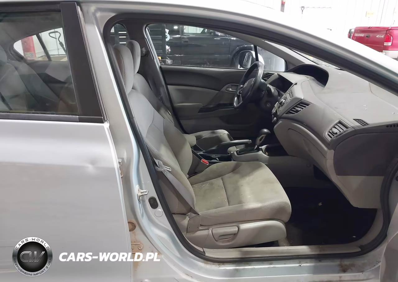 2012 Honda Civic Lx VIN:19XFB2F5XCE007293 - 5
